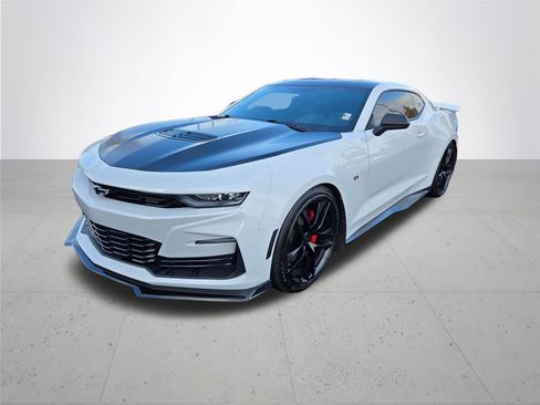 Used 2023 Chevrolet Camaro SS image 2