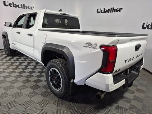 New 2025 Toyota Tacoma TRD Off-Road image 4