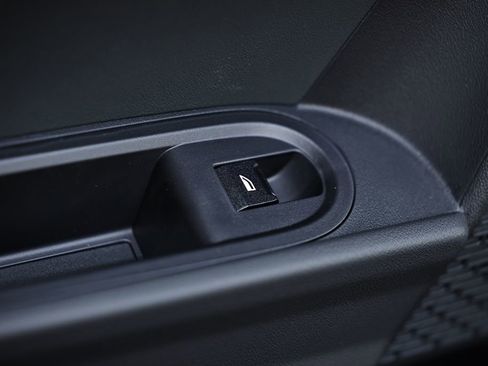 New 2026 MINI Cooper 4-Door Hardtop image 26