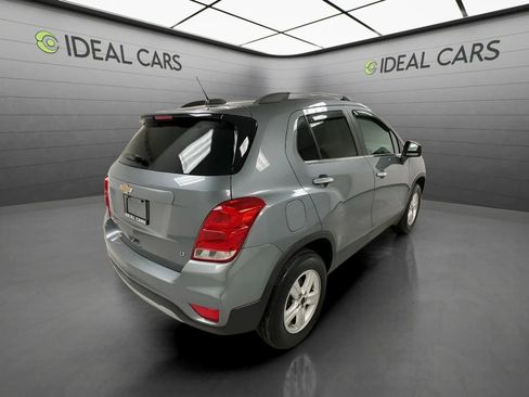 Used 2019 Chevrolet Trax LT w/ LT Convenience Package AWD/4WD image 5