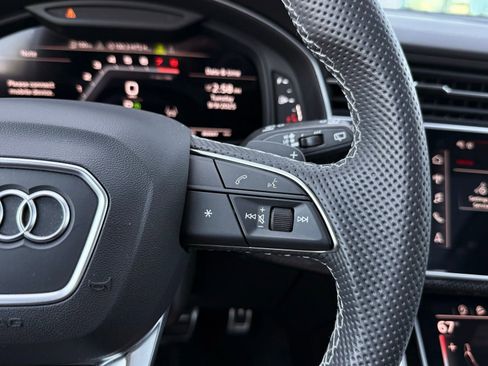 Used 2023 Audi SQ7 Prestige w/ Prestige Package image 57