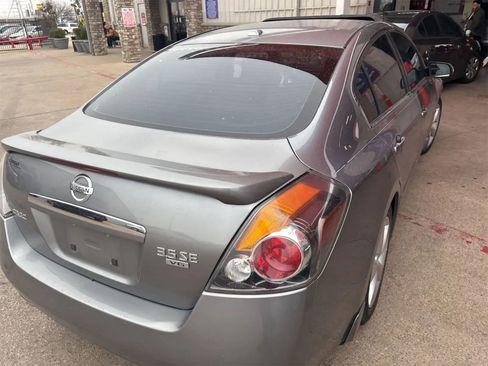 Used 2007 Nissan Altima 3.5 SE w/ Technology Pkg image 3