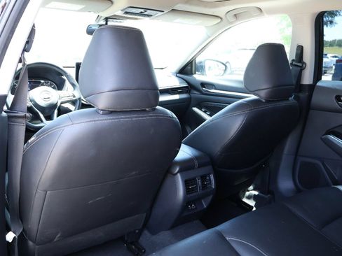 Used 2023 Nissan Altima 2.5 SL FWD image 12