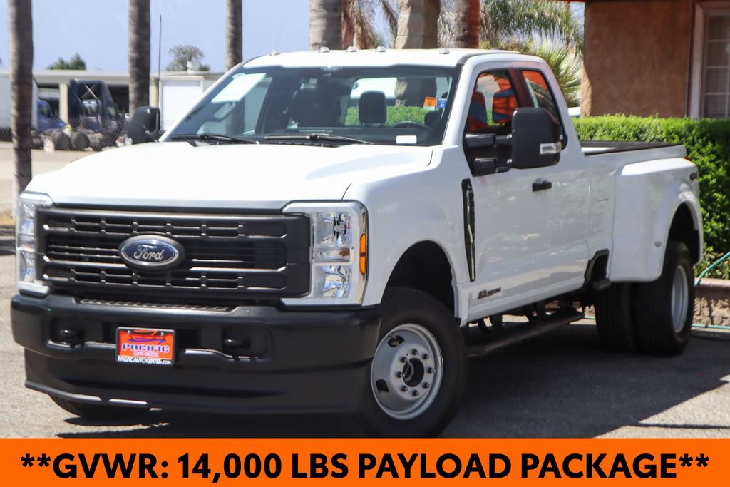 Used 2024 Ford F350 XL w/ XL Driver Assist Package AWD/4WD image 4