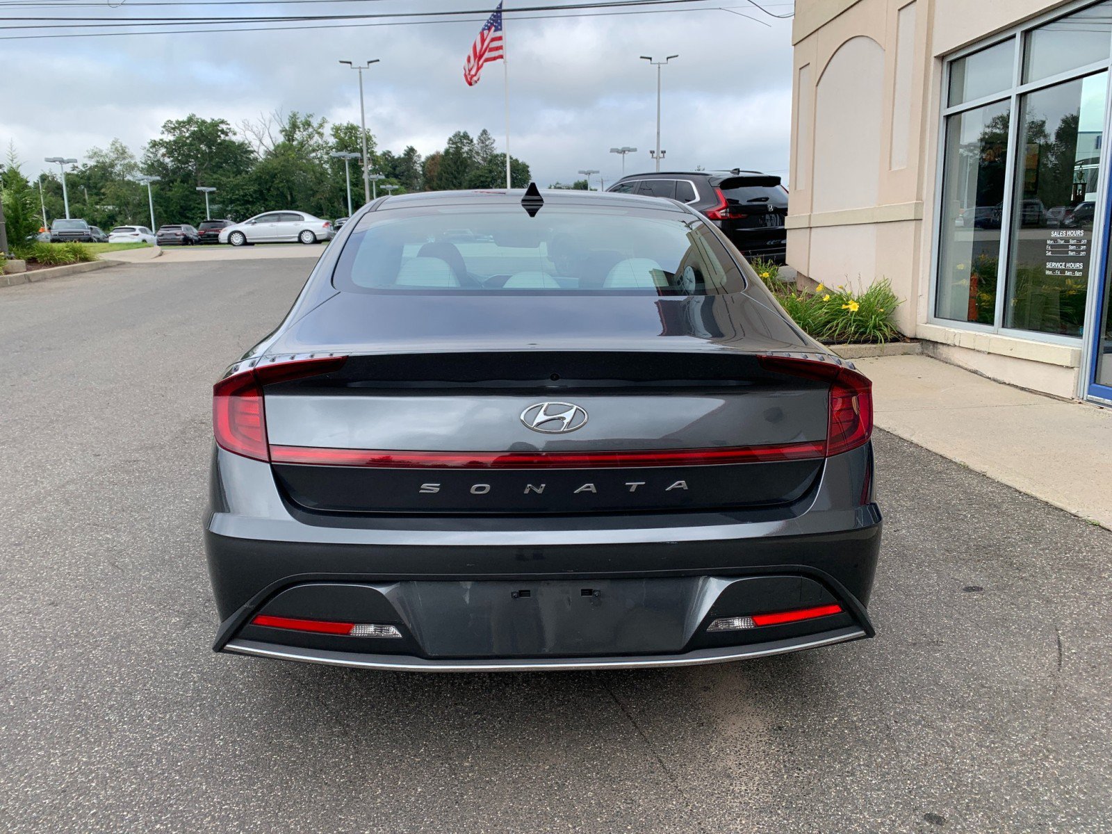 Used 2023 Hyundai Sonata SE FWD image 6