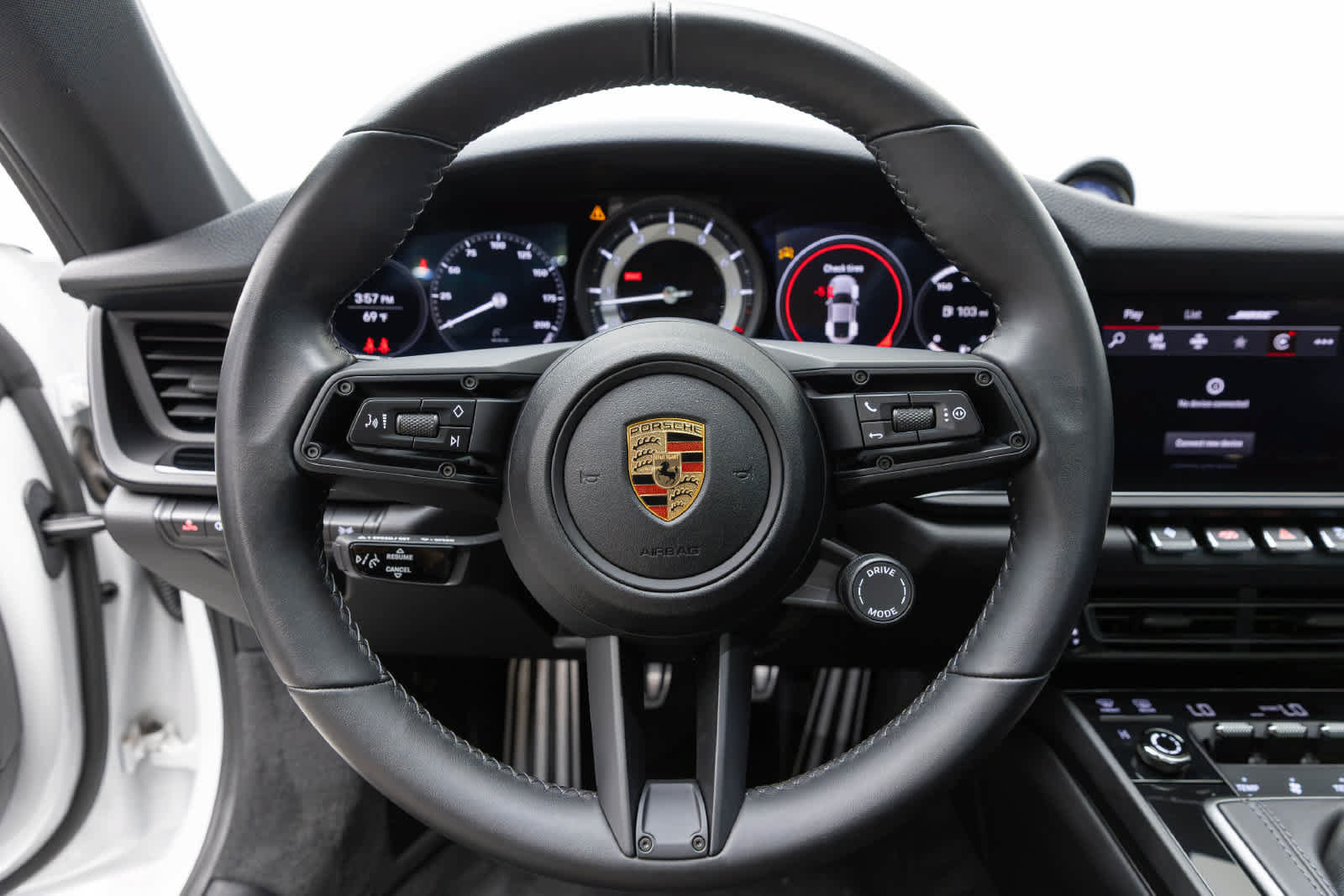 Used 2024 Porsche 911 Carrera T RWD image 10