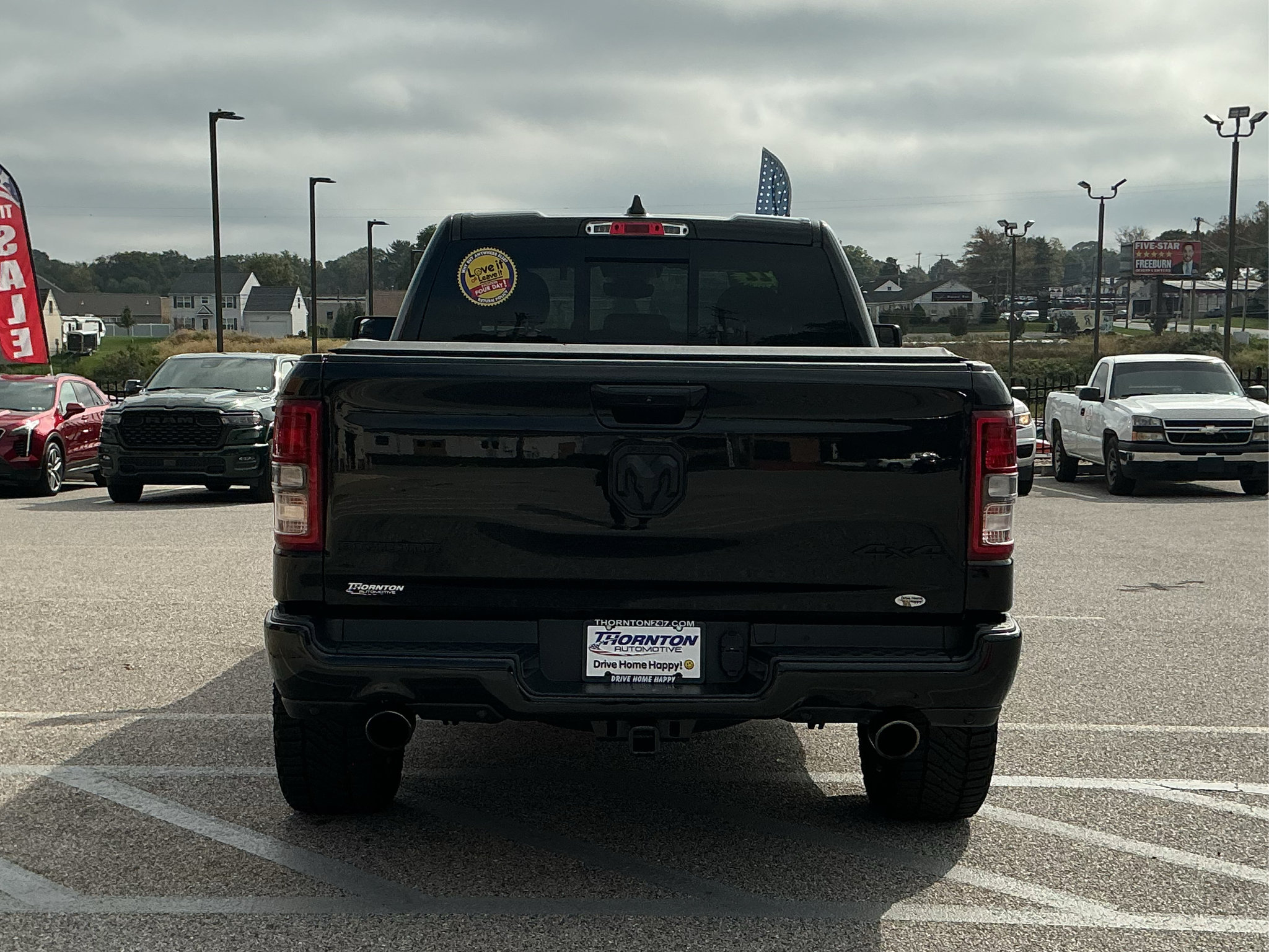 Used 2022 RAM 1500 Big Horn w/ Night Edition AWD/4WD image 4