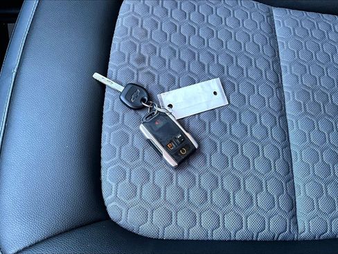 Used 2021 Chevrolet Colorado Z71 image 10