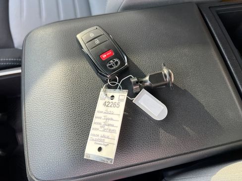 New 2026 Toyota Tacoma TRD Off-Road image 28