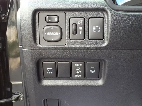 Used 2023 Toyota 4Runner Limited image 21