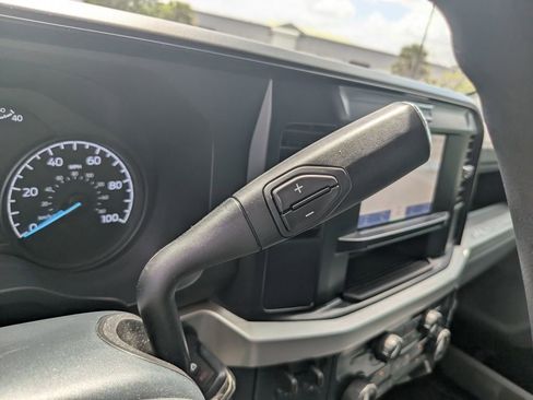 Used 2025 Ford F350 XL w/ XL Chrome Package image 32