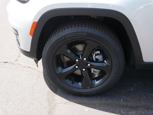 Used 2021 Jeep Grand Cherokee L Laredo AWD/4WD image 8