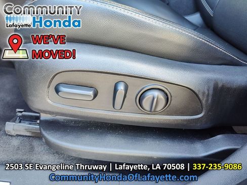 Used 2023 Chevrolet Equinox Premier FWD image 23