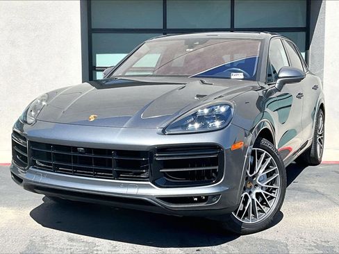 Certified 2020 Porsche Cayenne Turbo AWD/4WD image 1