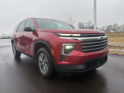 Used 2025 Chevrolet Traverse LT w/ Driver Confidence Package