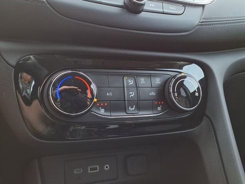 Certified 2023 Buick Encore GX Preferred w/ Cold Weather Comfort Package image 8