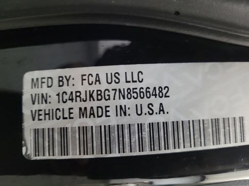 Used 2022 Jeep Grand Cherokee L Limited image 33