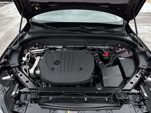 New 2026 Volvo XC60 B5 Plus w/ Protection Package Premier image 31