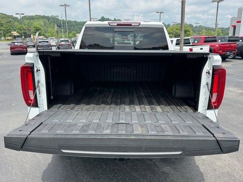 Used 2022 GMC Sierra 1500 AT4 w/ AT4 Premium Package image 18