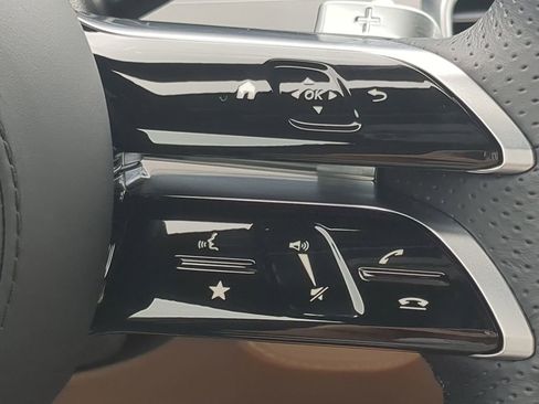 New 2026 Mercedes-Benz GLS 580 4MATIC image 14