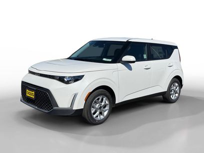 New 2025 Kia Soul LX