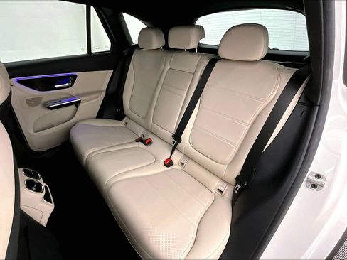 Used 2023 Mercedes-Benz GLC 300 image 17