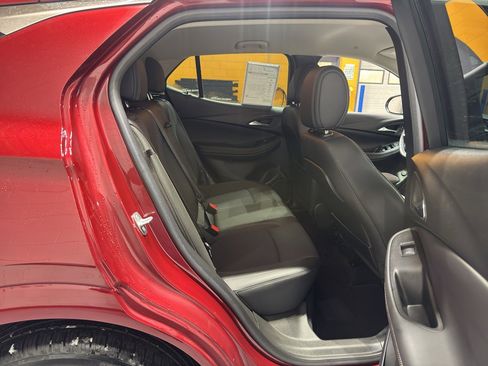 Used 2023 Buick Encore GX Select w/ Sport Touring Package image 18