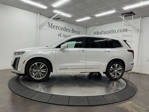 Used 2021 Cadillac XT6 Premium Luxury AWD/4WD image 4
