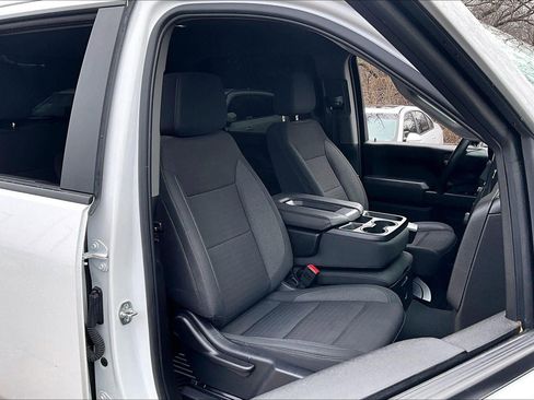 Used 2025 Chevrolet Silverado 2500 Custom w/ Custom Value Package image 6