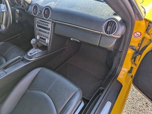Used 2005 Porsche Boxster RWD image 19
