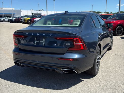 Used 2022 Volvo S60 B5 Inscription FWD image 5