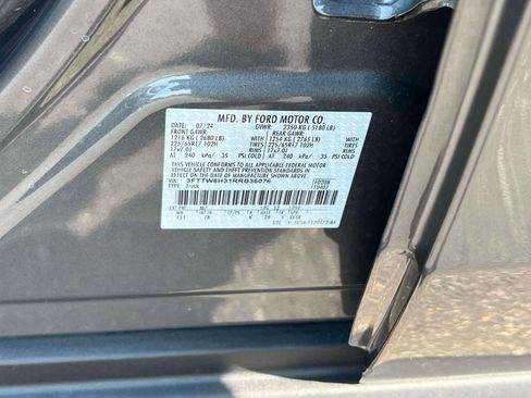 Used 2024 Ford Maverick XLT FWD image 12