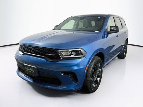 Used 2025 Dodge Durango GT AWD/4WD image 3