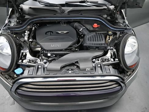 Used 2019 MINI Cooper 2-Door Hardtop FWD image 19