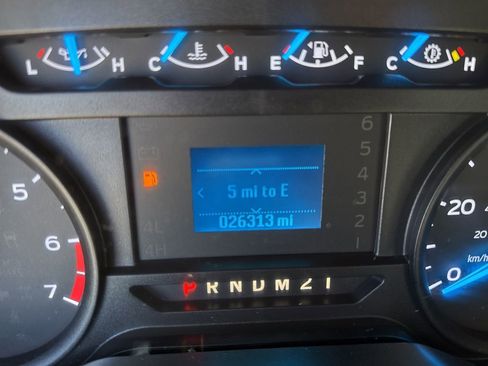 Used 2017 Ford F250 XL w/ Power Equipment Group image 21