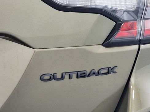 Used 2023 Subaru Outback Onyx Edition AWD/4WD image 10