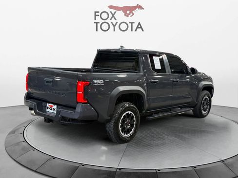 Used 2025 Toyota Tacoma TRD Off-Road AWD/4WD image 6
