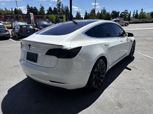 Used 2018 Tesla Model 3 Long Range RWD image 5