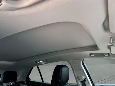 Used 2023 Buick Envision Avenir FWD image 30