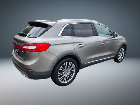 Used 2016 Lincoln MKX Reserve w/ Climate Package image 3