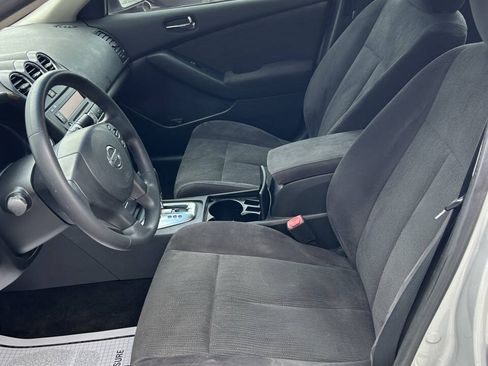 Used 2011 Nissan Altima 2.5 S FWD image 13
