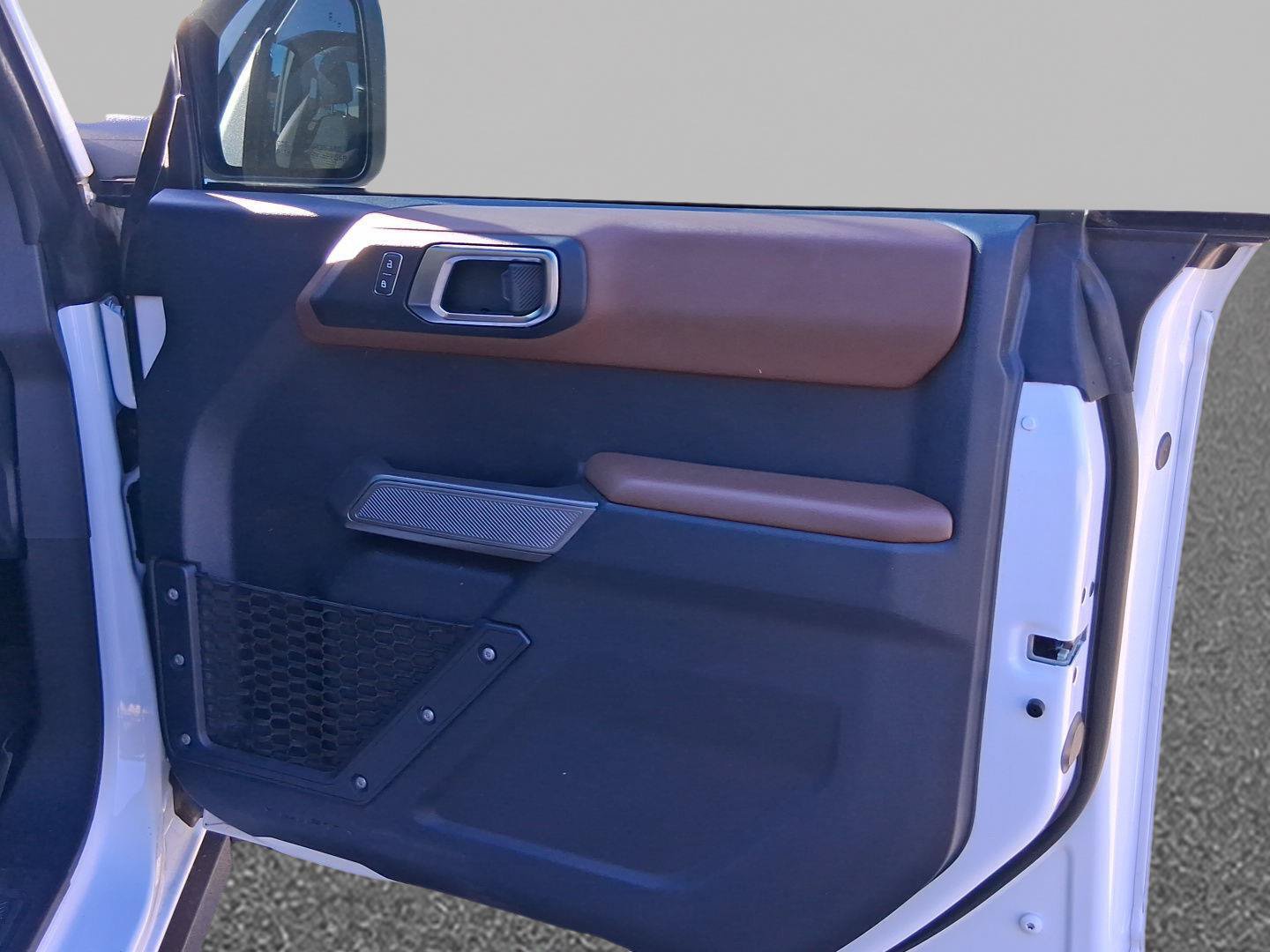 Used 2022 Ford Bronco Outer Banks AWD/4WD image 8