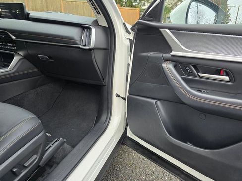 Certified 2024 MAZDA CX-90 Plug-In Hybrid w/ Premium Pkg image 13