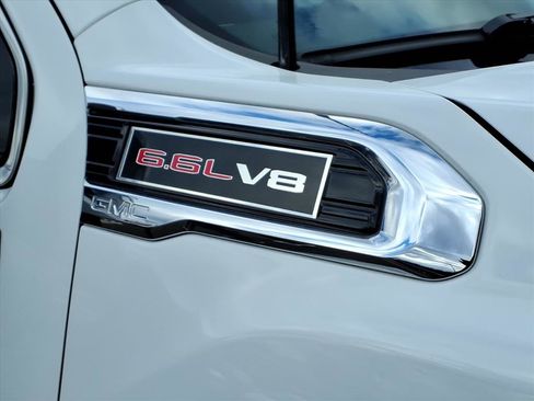 Used 2020 GMC Sierra 2500 Denali w/ Denali Ultimate Package image 11