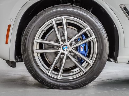 Used 2018 BMW X3 M40i w/ Parking Assistance Package AWD/4WD image 13