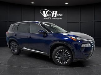 Used 2024 Nissan Rogue Platinum w/ Platinum Premium Package video 1