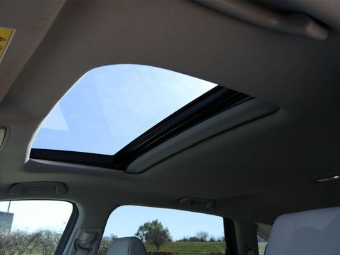 Certified 2018 Acura MDX FWD image 29