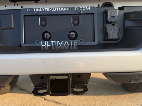 New 2026 RAM 2500 Big Horn AWD/4WD image 8
