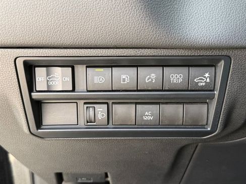 Used 2023 Toyota Tundra Limited w/ Power Package image 23