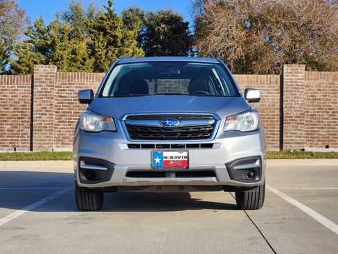 Used 2017 Subaru Forester 2.5i Premium w/ All-Weather Package image 2